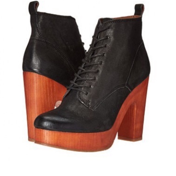 Lucky Brand Tafari Platform Lace Up Ankle Booties - Picture 3 of 11